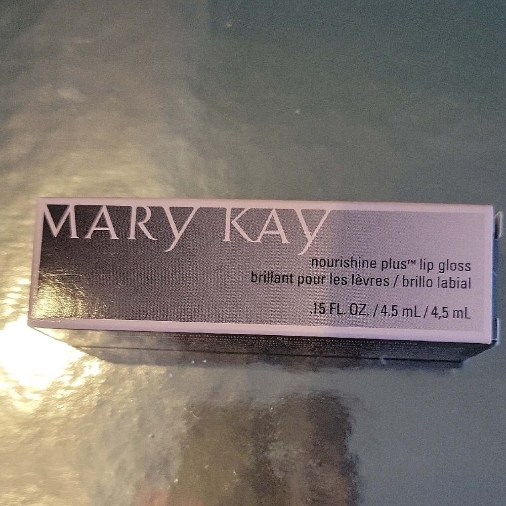 Mary Kay NouriShine Plus Lip Gloss - Elegant Black